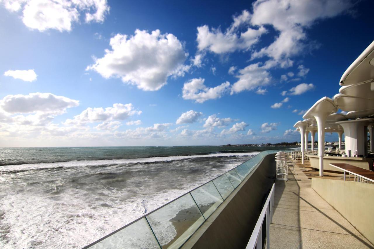 Phaedrus Living: Seaside Modern Flat Limnaria 123 Apartment Пафос Екстериор снимка